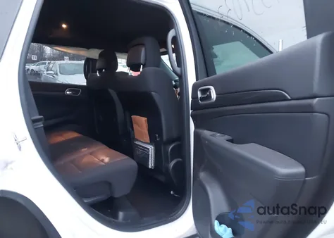 2021 Jeep Grand Cherokee Laredo E 4X4 from USA, damaged, VIN 1C4RJFAG9MC508524